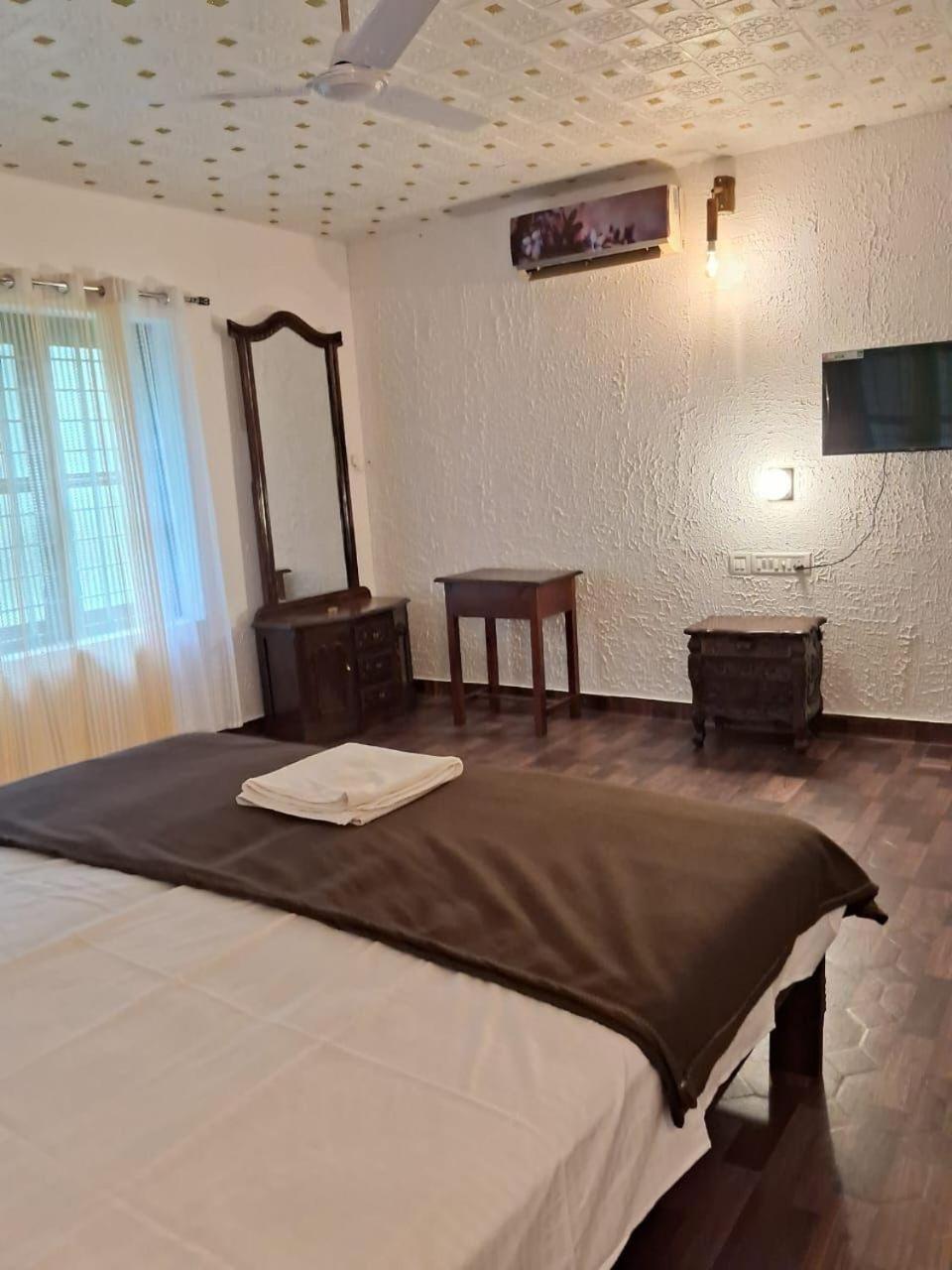 Surya Eco And Wedding Resort Thrissur エクステリア 写真